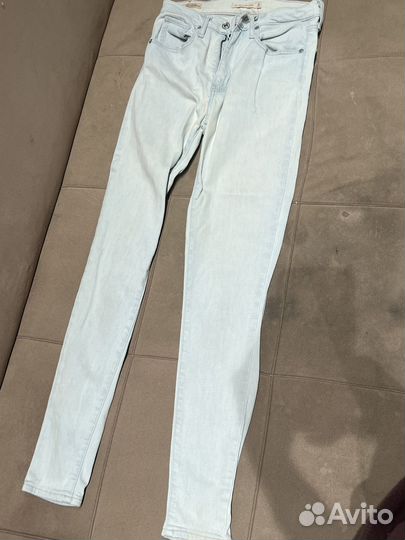 Джинсы женские levis
