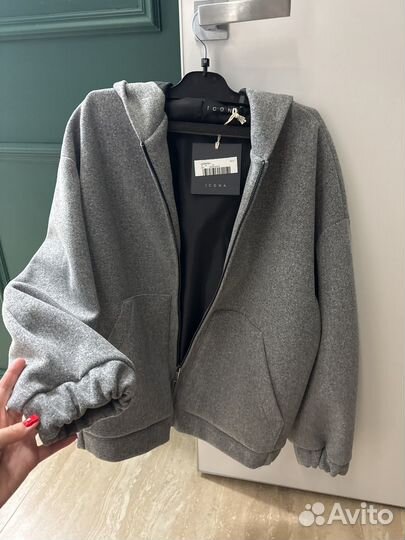 Бомбер женский Италия