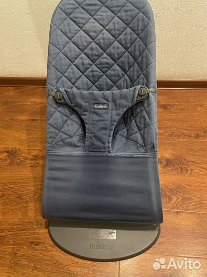 Шезлонг babybjorn