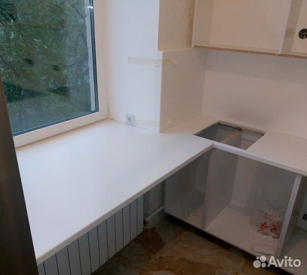 Подоконник из кварцевого агломерата