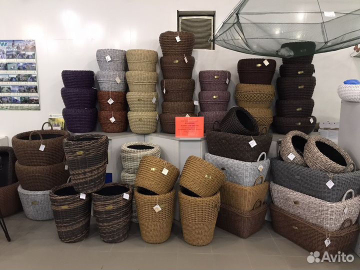 Кашпо горшок для цветов