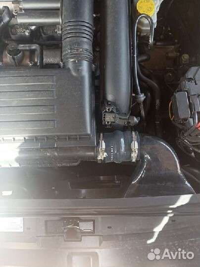 Воздухозаборник холодного впуска Фольксваген Поло5