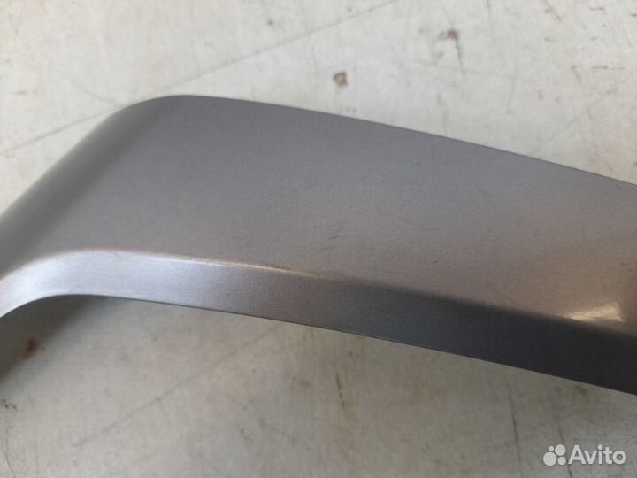 Накладка обшивки двери передняя правая Toyota Rav4