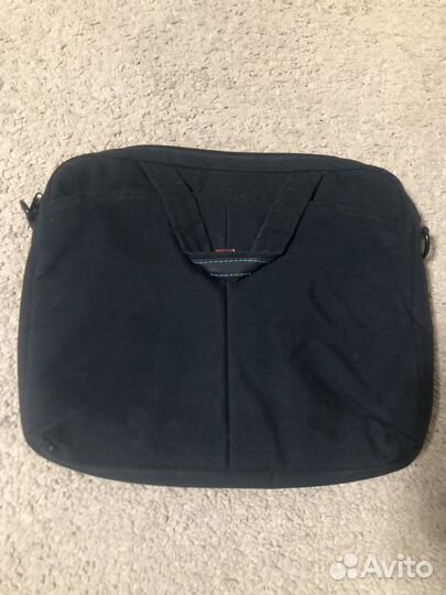 Сумки для нетбука или маленького ноутбука