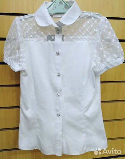 Школьная блузка новая 140