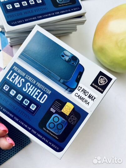 Защитное стекло на камеру на iPhone 11 / 12 / 13