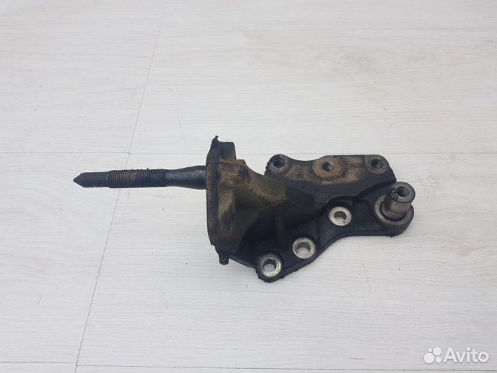 Кронштейн Hyundai Sonata EF 5 G4JP 2003