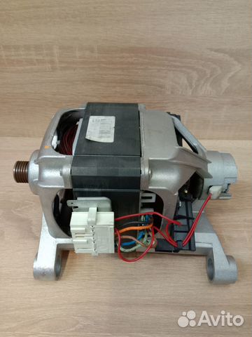 Двигатель для стиральных машин Indesit 160021751