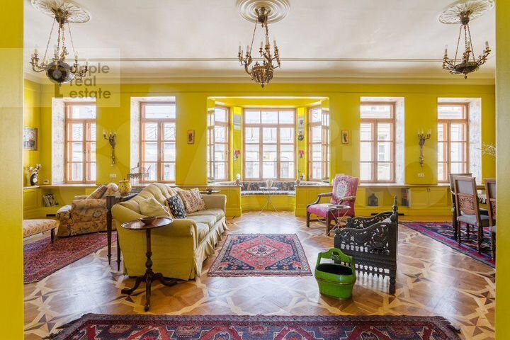 6-к. квартира, 335 м², 4/5 эт.
