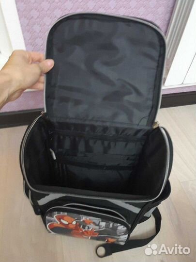 Школьный рюкзак