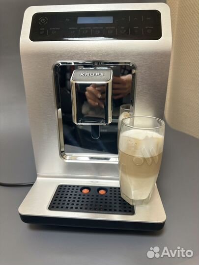 Кофемашина Krups Quattro Force Evidence EA891C10