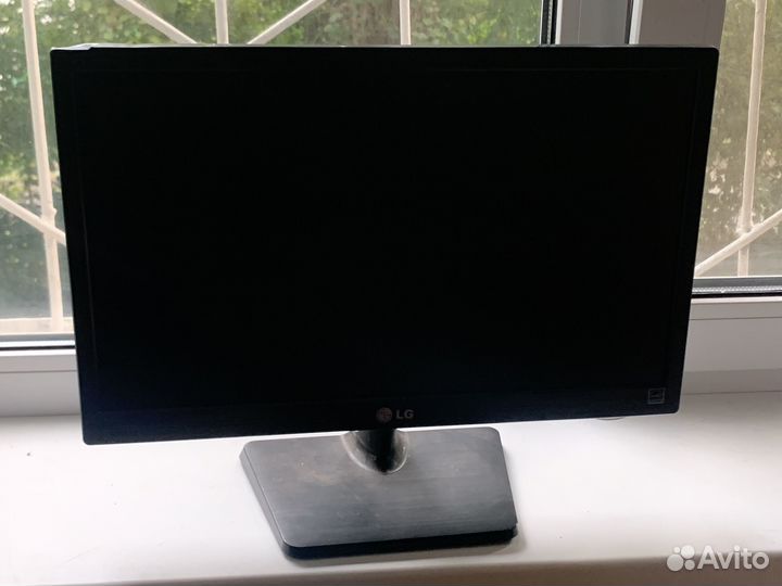 Монитор для компьютера LG