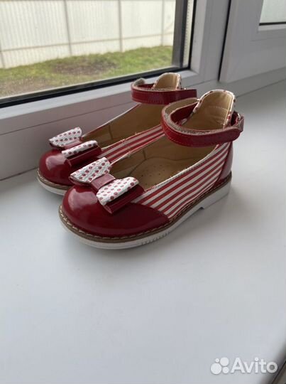 Туфельки для девочки 25размер