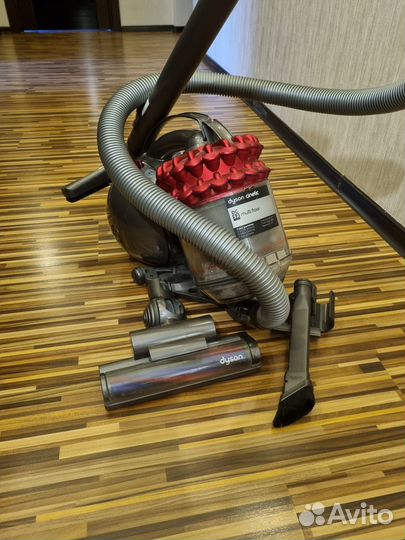 Пылесос dyson dc52 cinetic multi floor