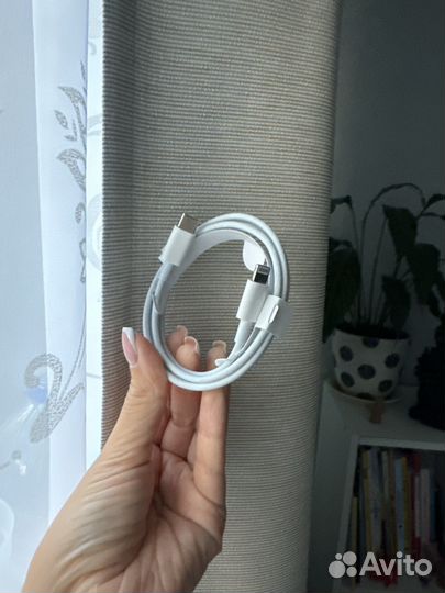 Кабель USB-C to lightening 1m