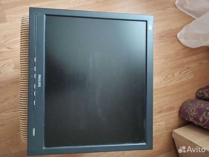 Монитор philips