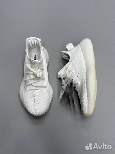 Кроссовки Adidas Yeezy Boost 350 V2 Размер 36-41