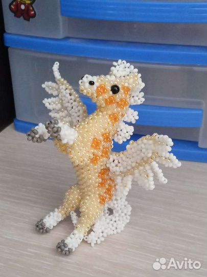 Брелок из бисера. Амигуруми