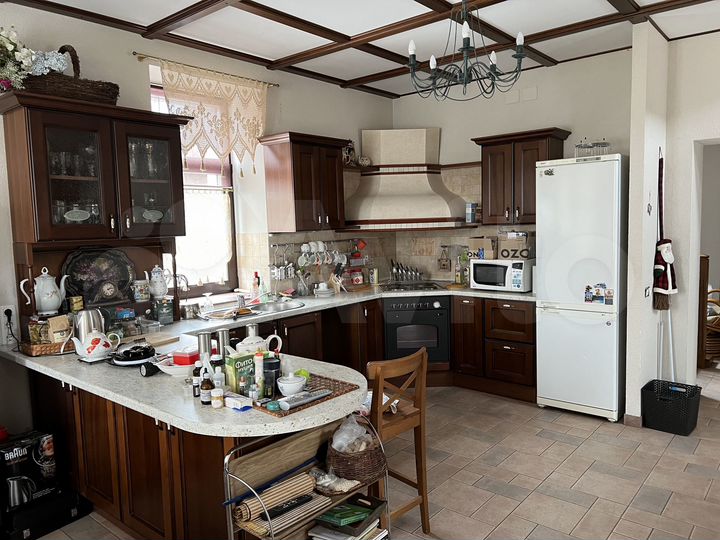 Коттедж 434,2 м² на участке 21,9 сот.