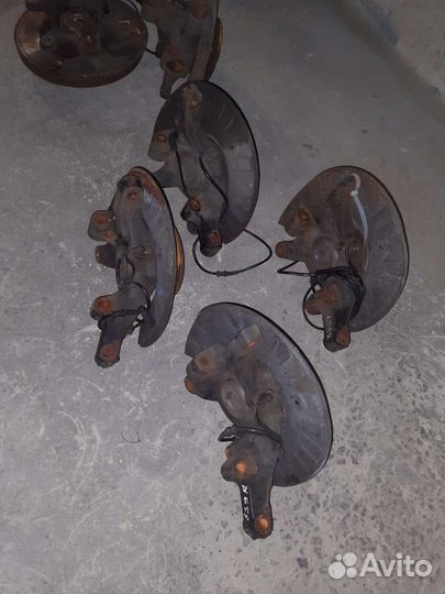 Передная ступица до рест. на мерседес 639