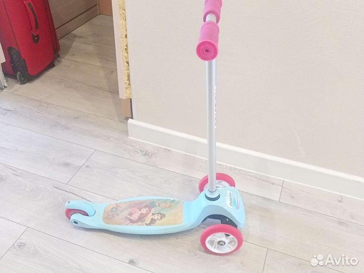 Самокат детский трехколесный бу