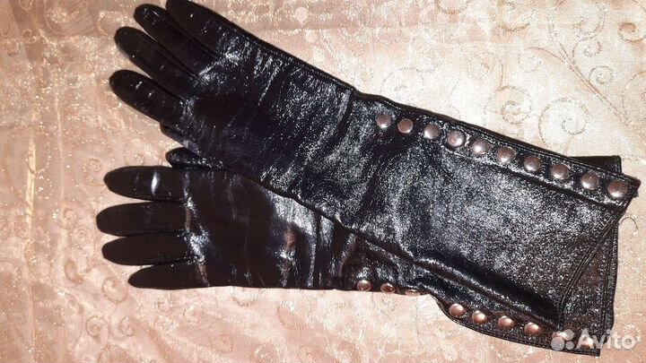 Перчатки лаковые