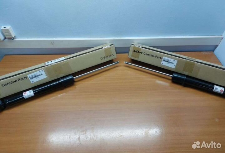 Задние амортизаторы на kia rio 4 Solaris 2