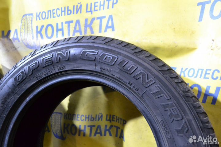 Toyo Open Country A/T 235/60 R17