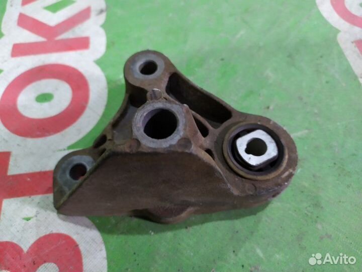 Кронштейн кпп Ford Focus 3 1.0 турбо M2DA 2012