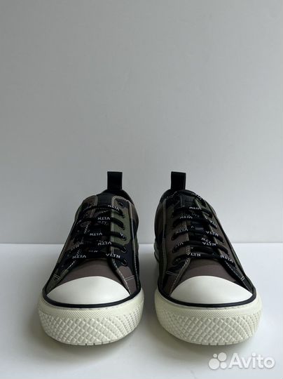 Valentino, Valentino Garavani, кеды