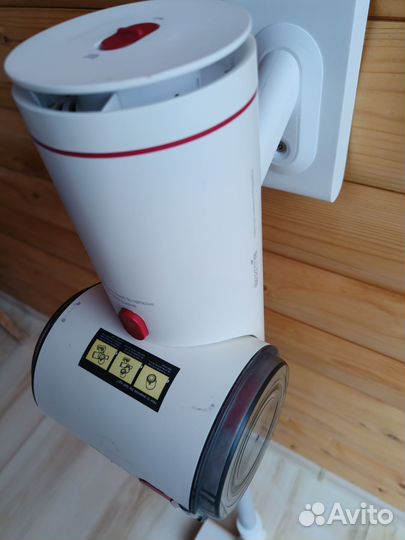 Пылесос беспроводной вертикальный