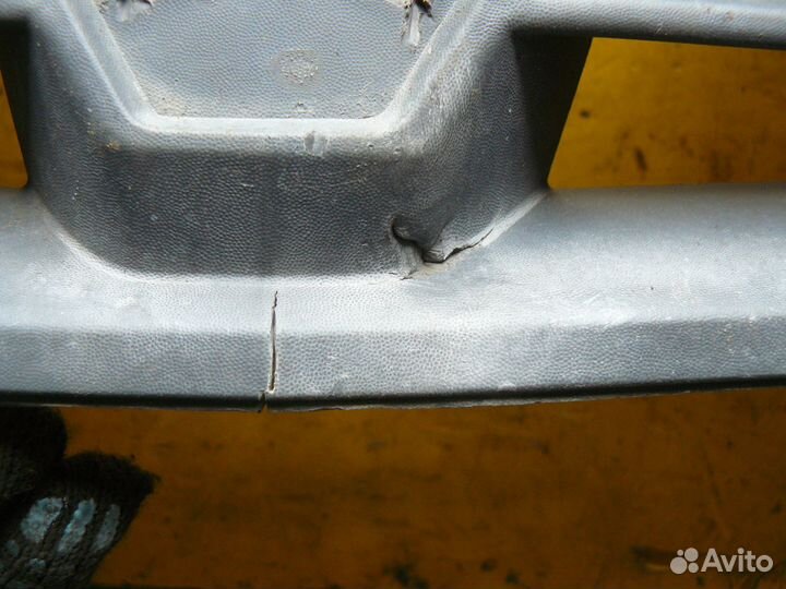 Решетка радиатора для Renault Logan 2012г