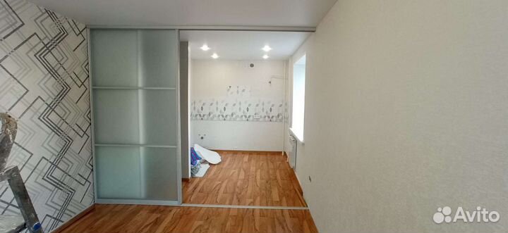 Двери купе. Перегородка. Раздвижные двери