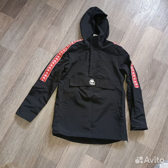 Анорак ветровка