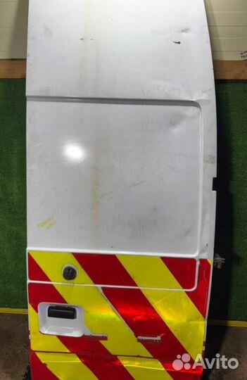 Дверь задняя распашная правая Ford Transit 2.2