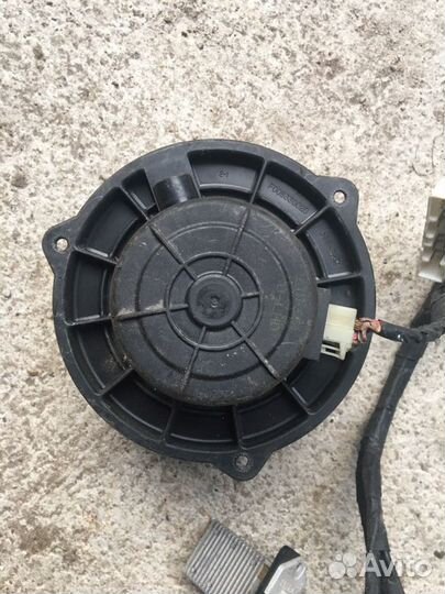 Хендай Элантра 2001-2002 г 2.0 Моторчик печки