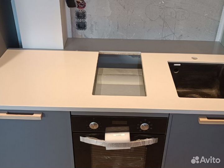 Столешница из акрилового камня Staron P 220х60