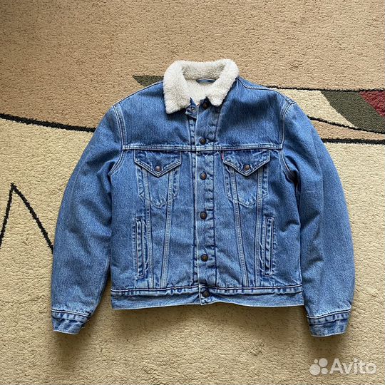 Джинсовая куртка levis