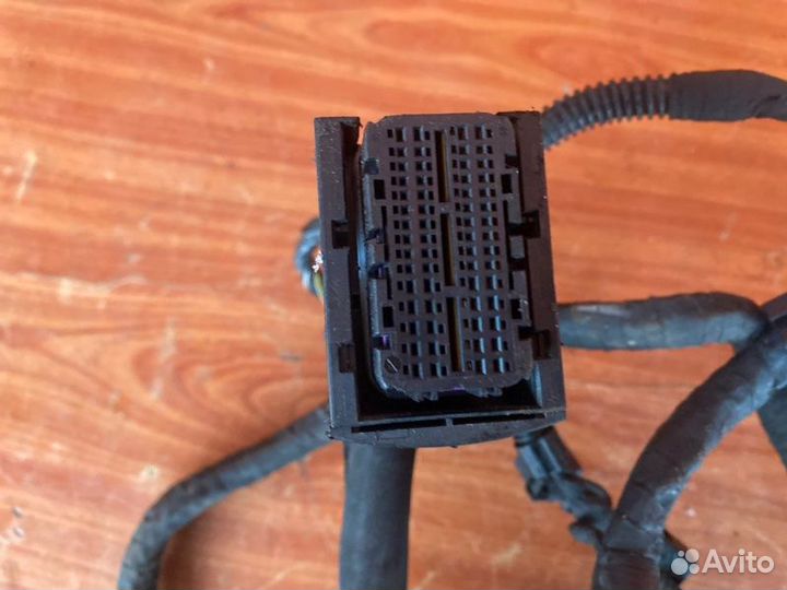 Проводка двигателя Skoda Superb седан сayc 2012