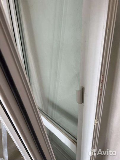 Пластиковое б/у окно и дверь