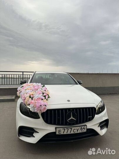 Свадебные украшения на машину