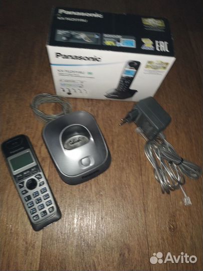 Кнопочный телефон samsung