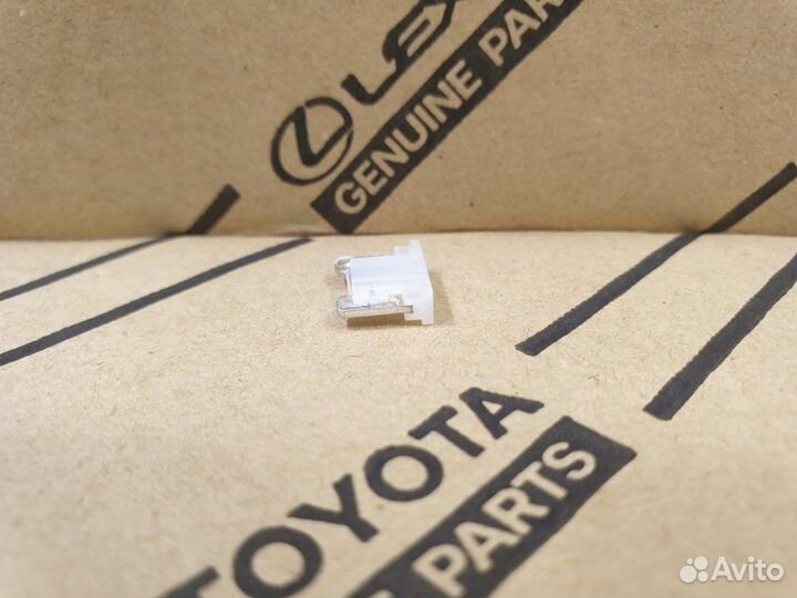 Предохранитель 25 ампер Toyota Camry V70