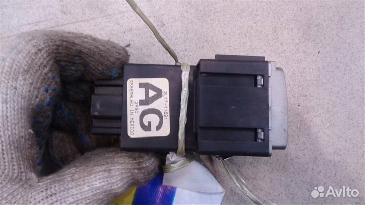 Кнопка освещения панели приборов Lincoln Navigato