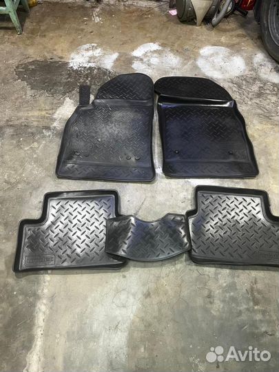 Коврики на шеврале круз