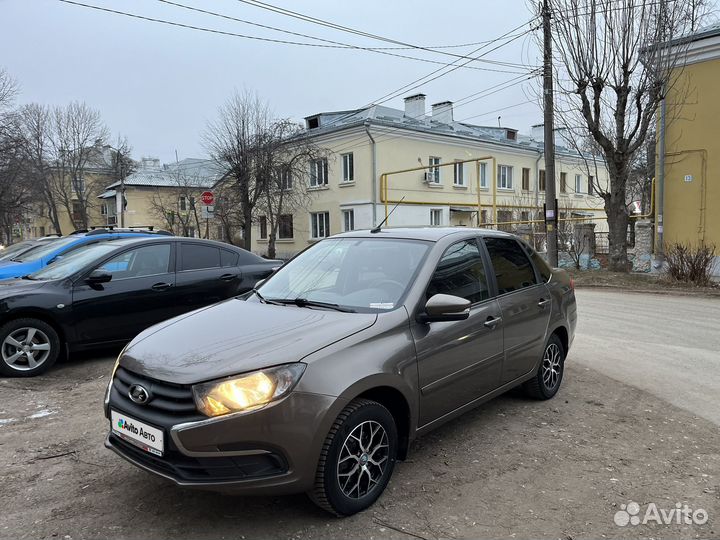 LADA Granta 1.6 МТ, 2019, 52 000 км