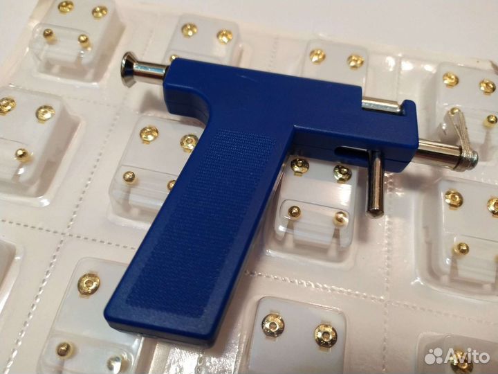 Прокол ушей