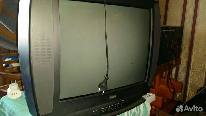 Tелевизор Vitek
