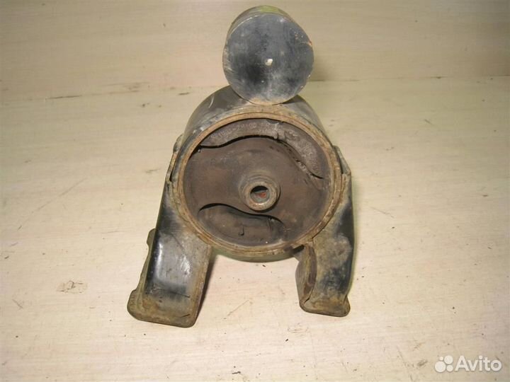 Опора (подушка) двигателя задняя KIA ceed (ED) 20