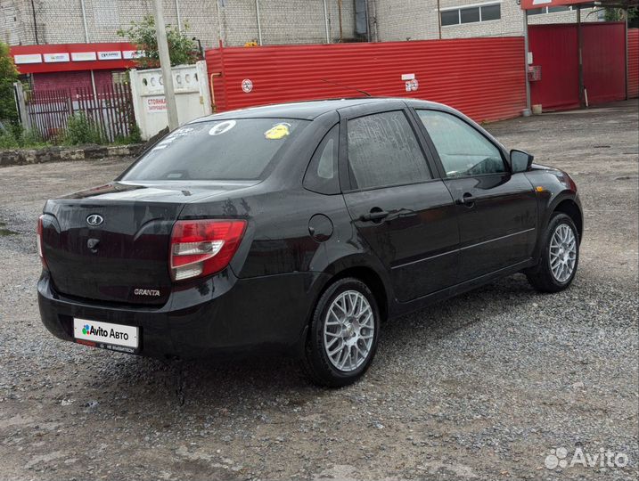 LADA Granta 1.6 МТ, 2017, 135 000 км